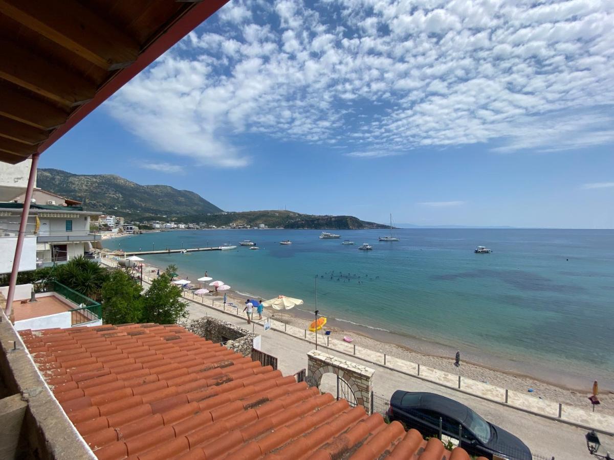 Angelview Apartments Himare Bagian luar foto