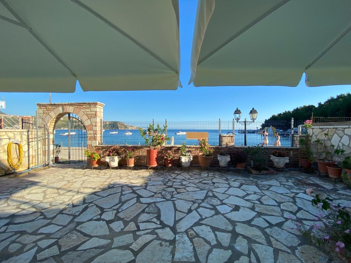Angelview Apartments Himare Bagian luar foto