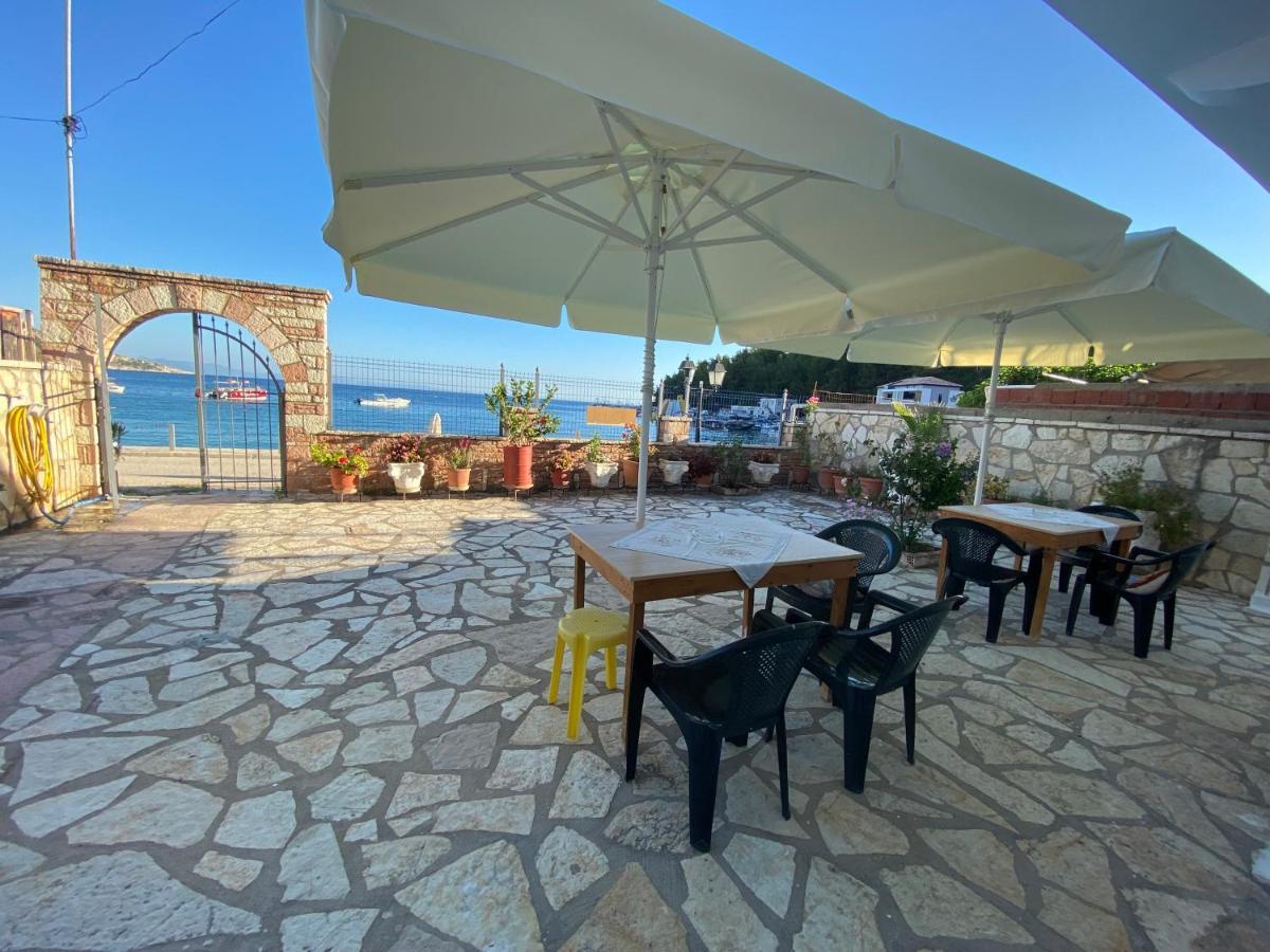Angelview Apartments Himare Bagian luar foto
